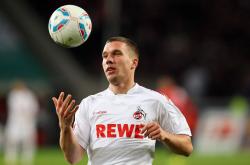 开云下载-从魁北克冰场到安联球场，阿劳霍的德甲争冠夜，一场跨越时空的加拿大压制