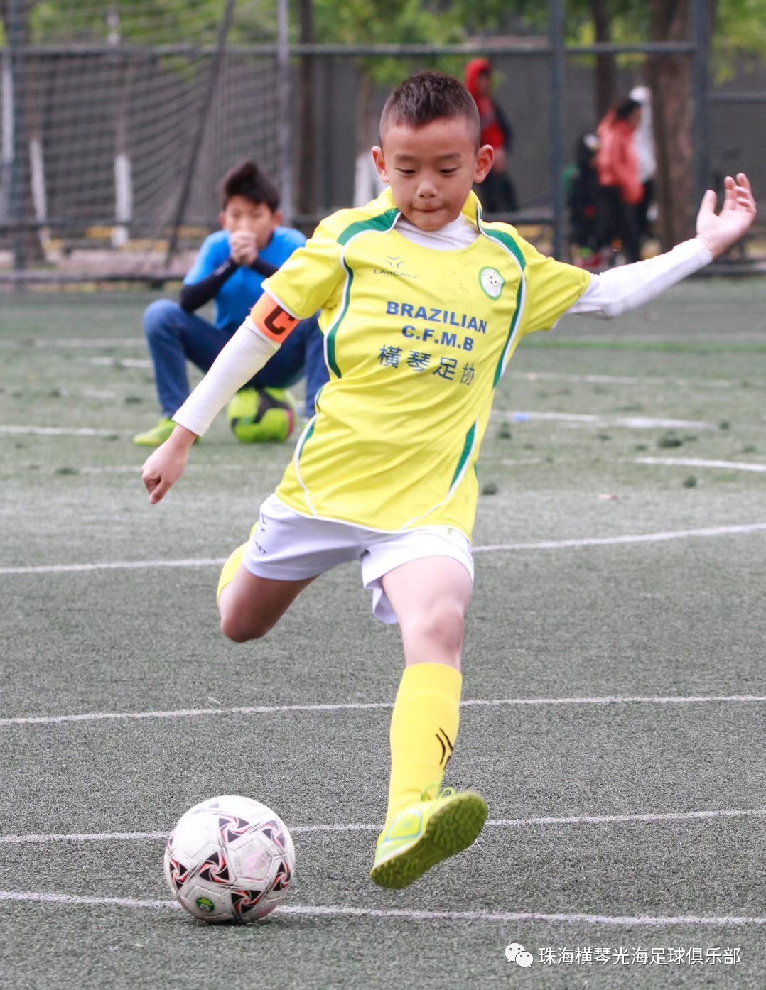 包含力争上游，冠军奖杯成为球队追求目标的词条